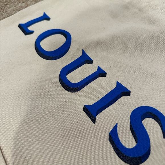 Louis Vuitton 200 Trunks Visionaries Limited Edition Tote Bag - Picture 4 of 9